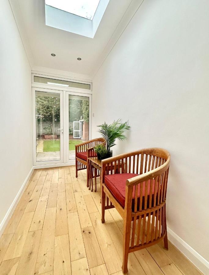 Retreat To A Stylish Ensuite In London Londres Exterior foto