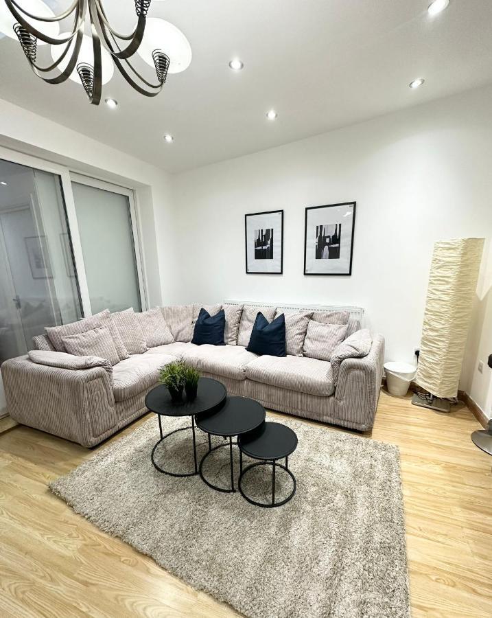 Retreat To A Stylish Ensuite In London Londres Exterior foto